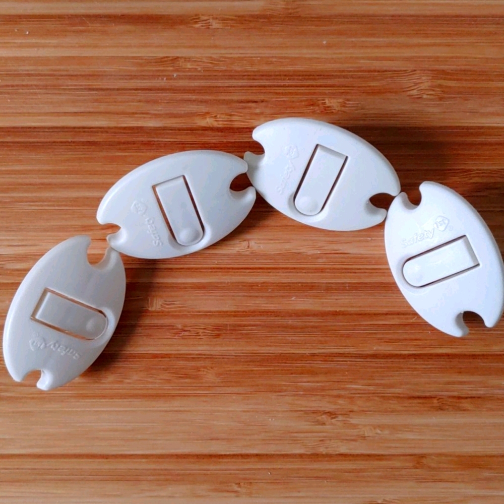🎁 GWP - Outlet Covers